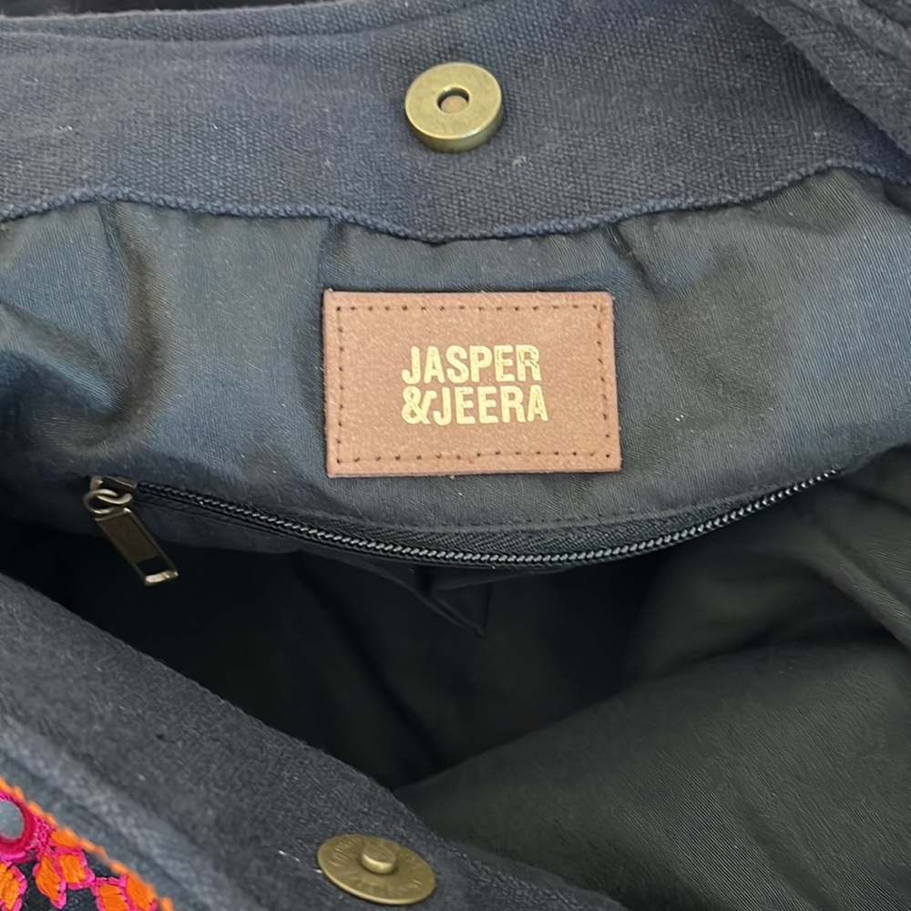 Jasper & Jeera Tote Bag - Picture 6 of 7